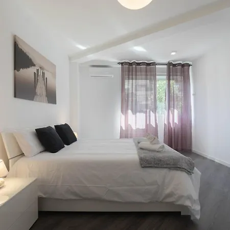 Carvajal Apartment *